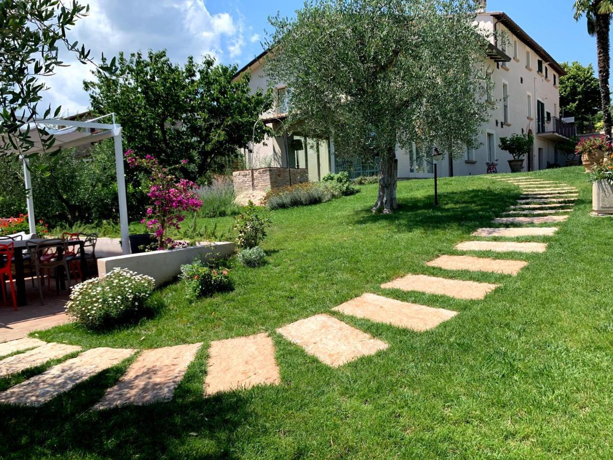 Corteviva Boutique B&B เปรูจา ภายนอก รูปภาพ