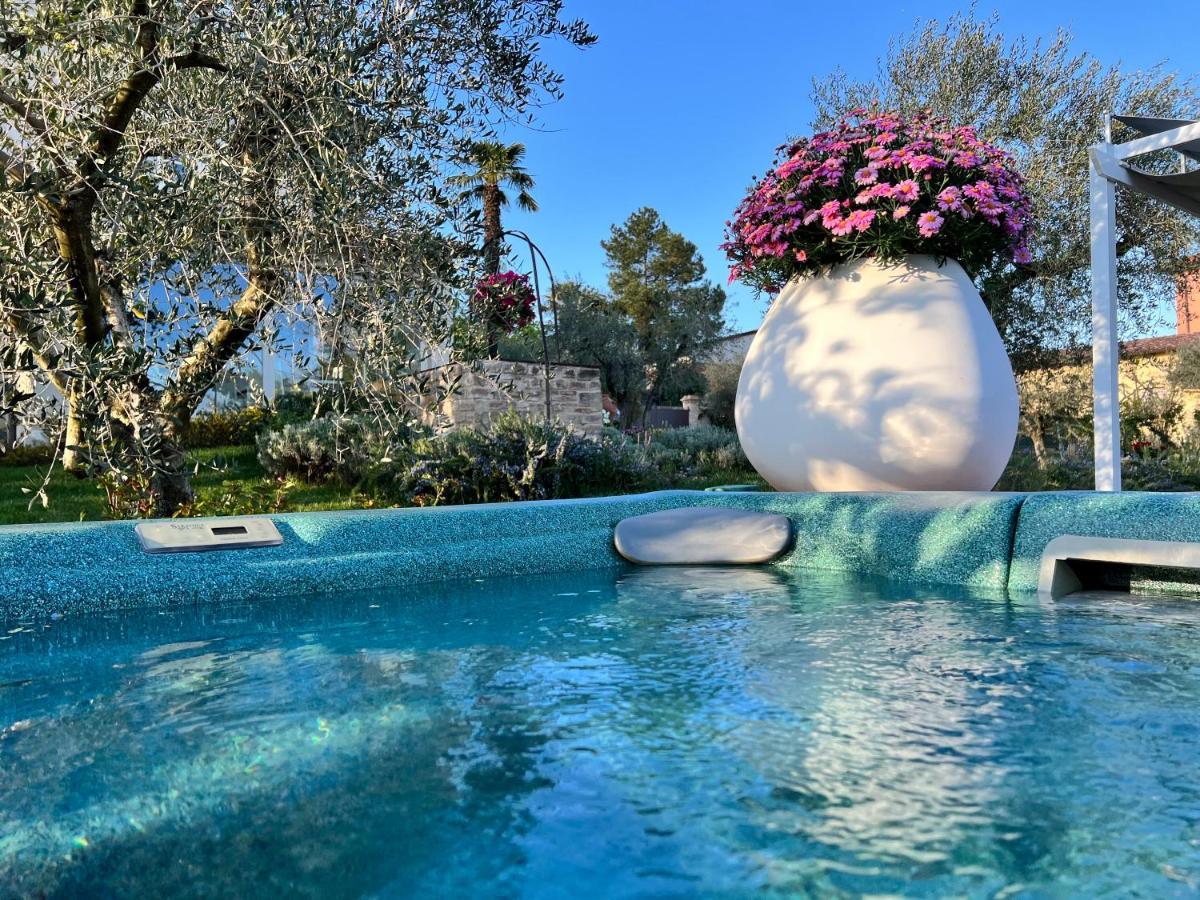 Corteviva Boutique B&B เปรูจา ภายนอก รูปภาพ