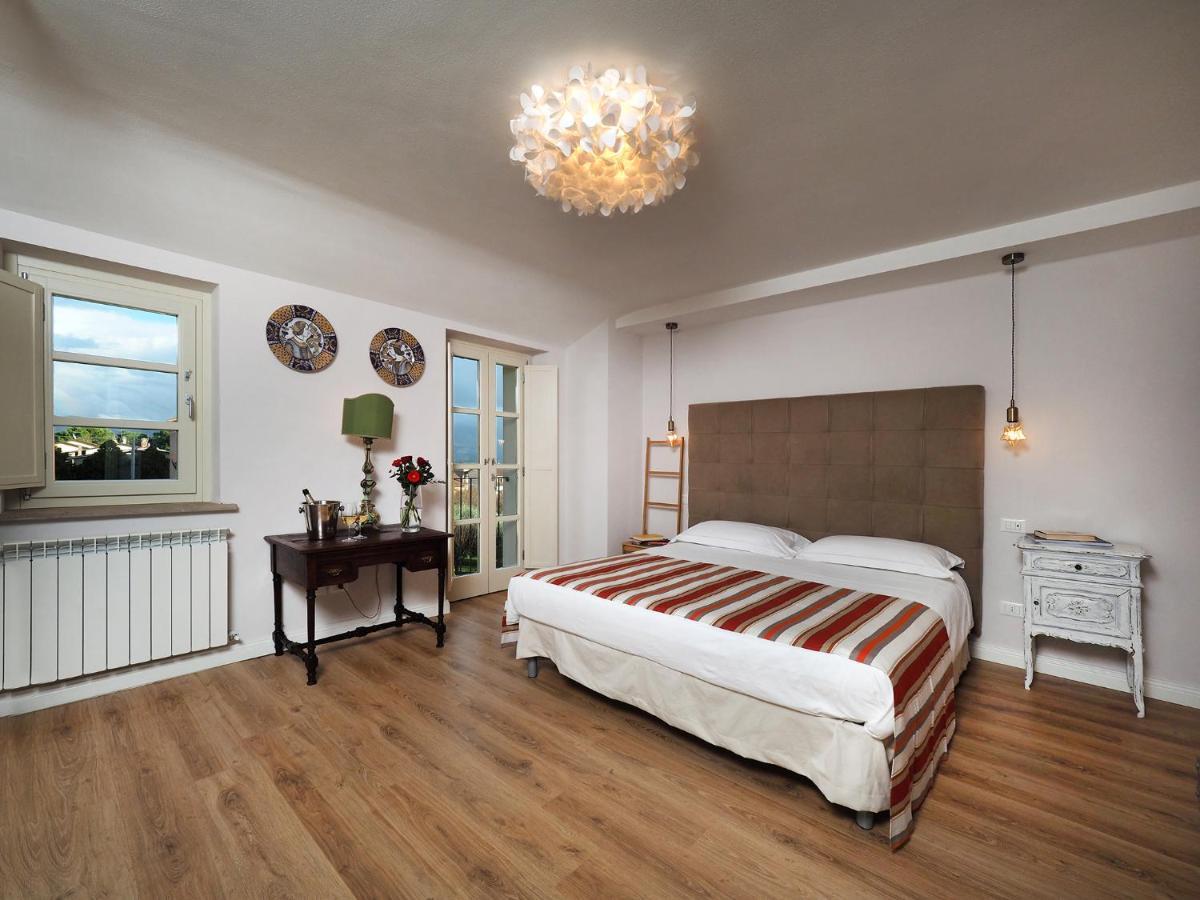 Corteviva Boutique B&B เปรูจา ภายนอก รูปภาพ