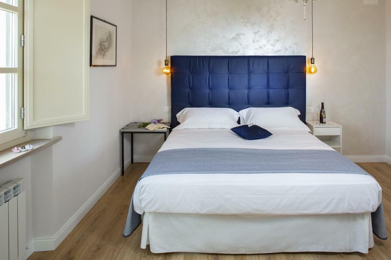 Corteviva Boutique B&B เปรูจา ภายนอก รูปภาพ